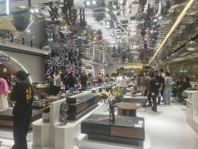 31届中国·胜芳国际家具博览会在河北霸州开幕AG真人旗舰厅超10万名中外采购商参