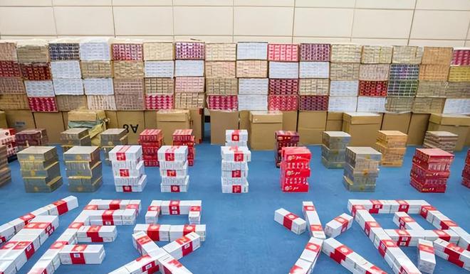 千亿市场惊动中美合作抓捕行动！AG真人国际福建小县城假烟泛滥(图15)