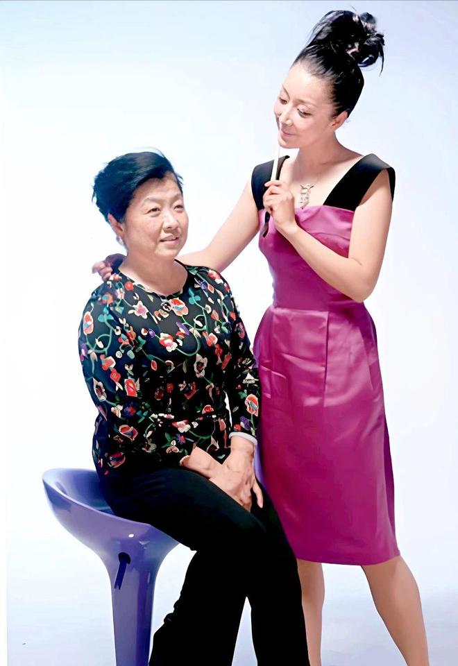 3岁老爸过端午！这哪是父女说是兄妹我都信AG真人百家家乐app53岁歌手孙悦陪8(图7)